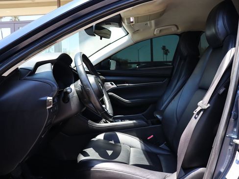 Used 2019 MAZDA MAZDA3 Sedan FWD image 38