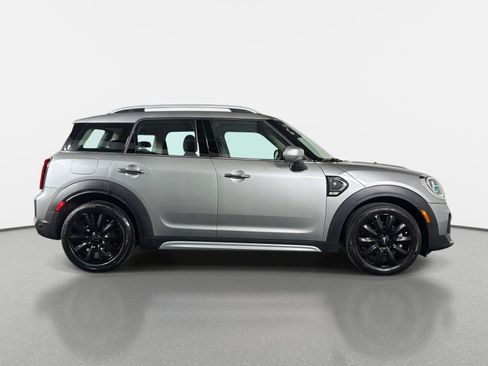 Used 2024 MINI Cooper Countryman S FWD image 2