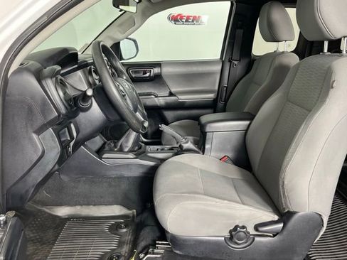 Used 2017 Toyota Tacoma SR AWD/4WD image 20