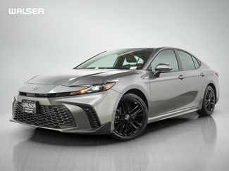 Used 2025 Toyota Camry SE FWD video 1