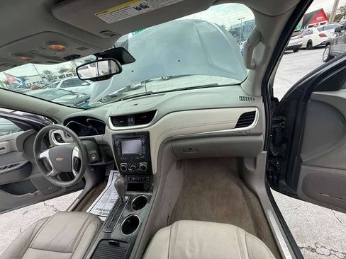 Used 2014 Chevrolet Traverse LTZ AWD/4WD image 4