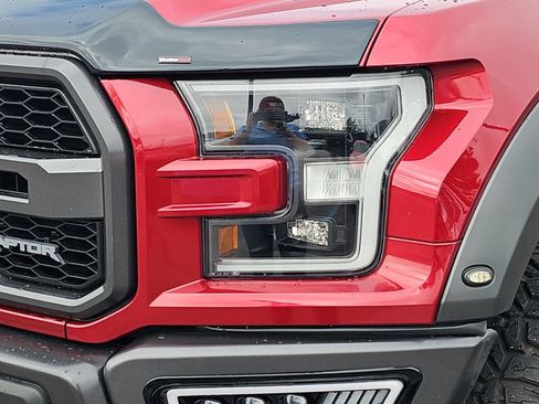 Used 2019 Ford F150 Raptor w/ Equipment Group 802A Luxury AWD/4WD image 32