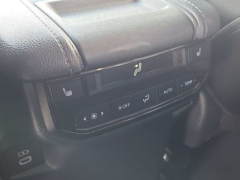 Used 2024 Toyota Grand Highlander AWD image 21