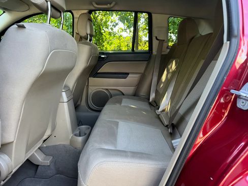 Used 2012 Jeep Compass Sport FWD image 14