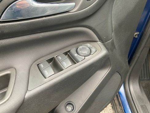 Used 2022 Chevrolet Equinox RS image 14