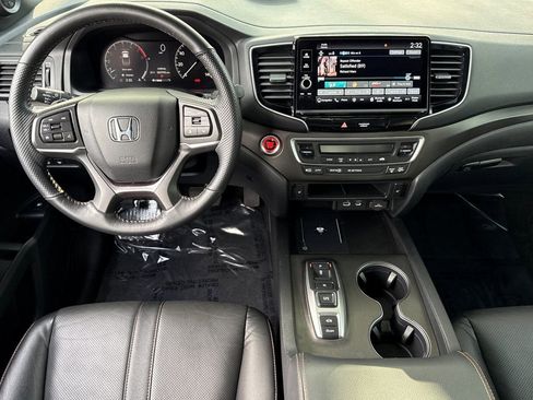 Certified 2025 Honda Ridgeline TrailSport image 26