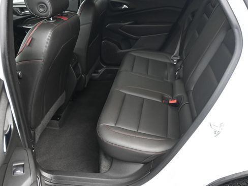 Certified 2025 Chevrolet Trax RS w/ Driver Confidence Package FWD image 26