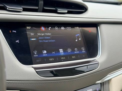Used 2019 Cadillac XT5 Premium Luxury w/ Driver Assist Package AWD/4WD image 13