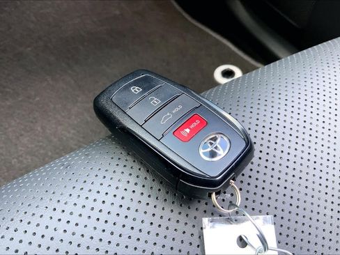 Used 2026 Toyota Crown XLE image 13