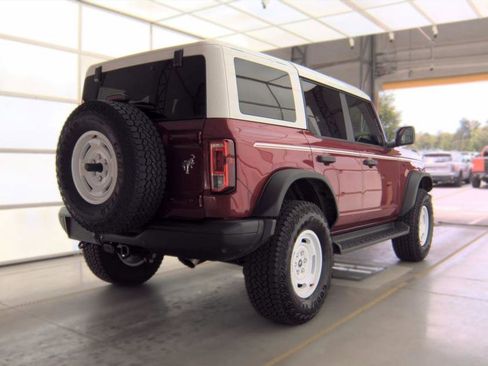 Used 2025 Ford Bronco Heritage Edition AWD/4WD image 9