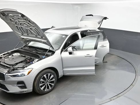 Used 2023 Volvo XC60 B5 Plus w/ Climate Package AWD/4WD image 50