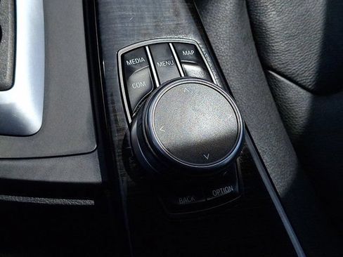 Used 2018 BMW 320i xDrive Sedan w/ Premium Package AWD/4WD image 31