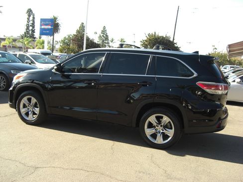 Used 2014 Toyota Highlander Limited image 11