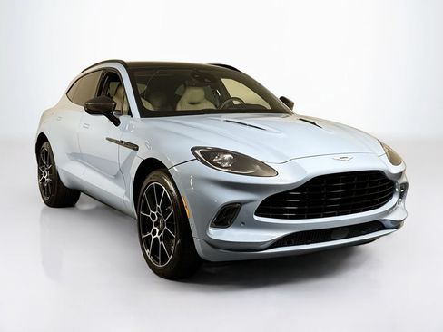 Used 2023 Aston Martin DBX AWD/4WD image 7