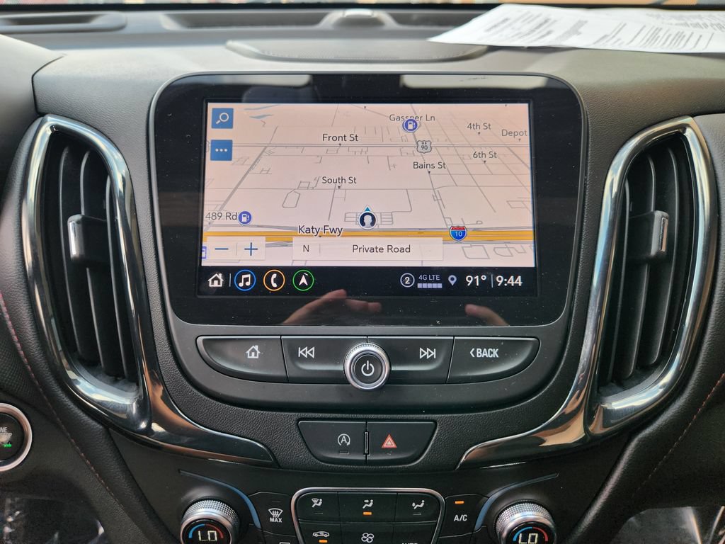 Used 2022 Chevrolet Equinox RS w/ RS Leather Package FWD image 18