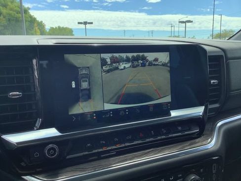 Used 2024 Chevrolet Silverado 1500 LTZ w/ LTZ Premium Package AWD/4WD image 20