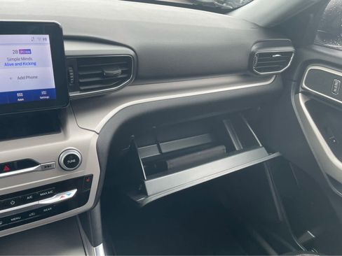 Used 2023 Ford Explorer XLT w/ Equipment Group 202A image 27