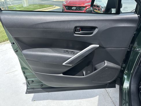 Certified 2022 Toyota Corolla Cross LE AWD/4WD image 14