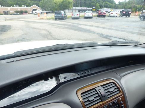 Used 2004 Toyota Avalon XL FWD image 24