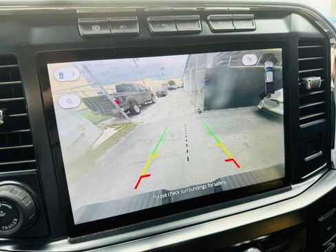 Used 2023 Ford F350 Lariat w/ Black Appearance Package AWD/4WD image 28