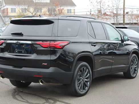 Used 2023 Chevrolet Traverse RS AWD/4WD image 7