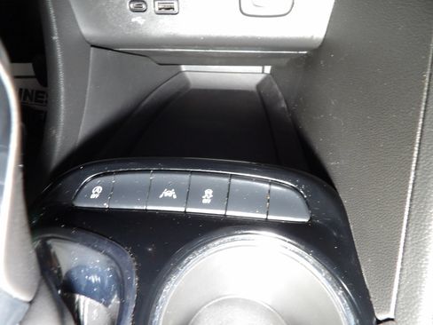 Used 2024 Buick Encore GX Sport Touring FWD image 15