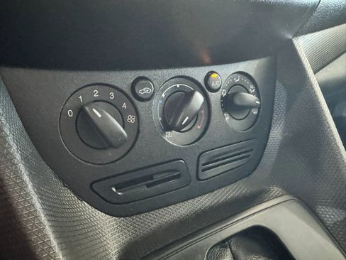 Used 2016 Ford Transit Connect XL FWD image 19