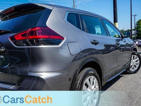 Used 2018 Nissan Rogue S image 6