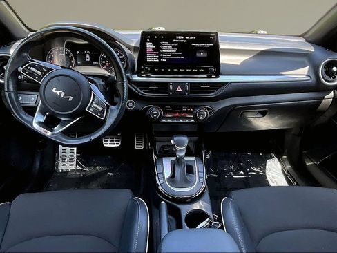 Certified 2023 Kia Forte GT-Line FWD image 7