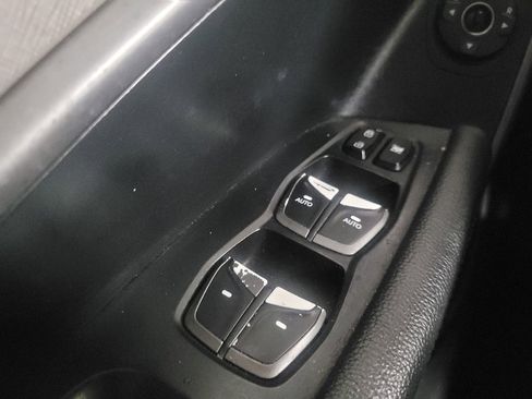 Used 2018 Hyundai Santa Fe SE FWD image 27