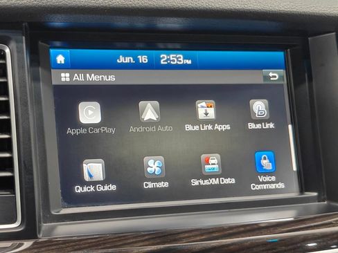 Used 2017 Genesis G80 3.8 RWD image 38