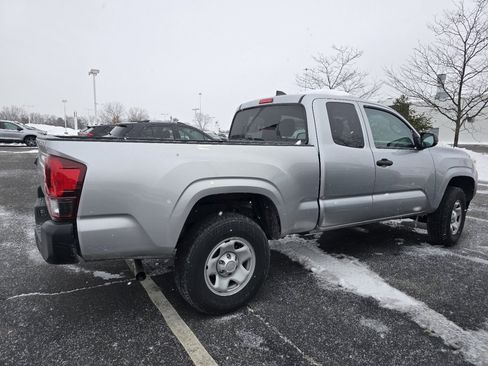 Used 2023 Toyota Tacoma SR image 8