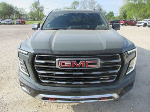 New 2026 GMC Yukon XL AT4 image 10