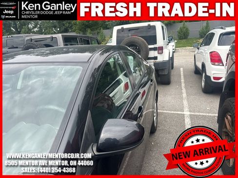 Used 2012 MAZDA MAZDA3 i Touring FWD image 7