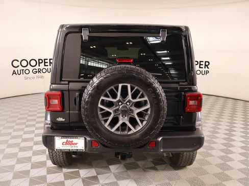 Used 2024 Jeep Wrangler Unlimited Sahara w/ Safety Group AWD/4WD image 21
