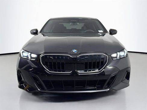 New 2026 BMW 530i w/ M Sport Package image 2