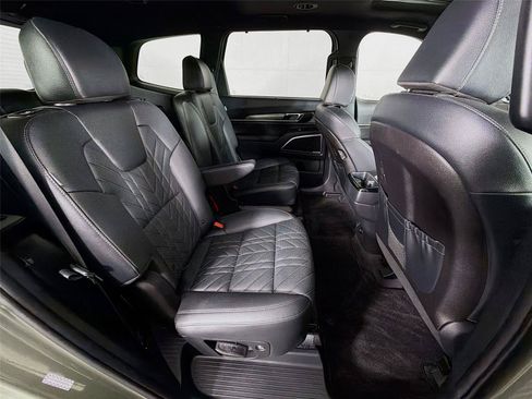 Used 2025 Kia Telluride EX X-Line AWD/4WD image 29