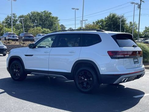 Certified 2026 Volkswagen Atlas Peak Edition AWD/4WD image 4