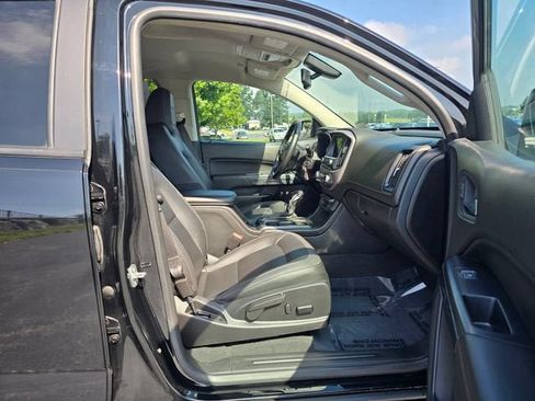 Used 2022 GMC Canyon AT4 w/ Trailering Package AWD/4WD image 16