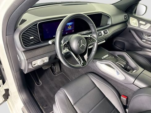 Certified 2024 Mercedes-Benz GLE 350 4MATIC image 9