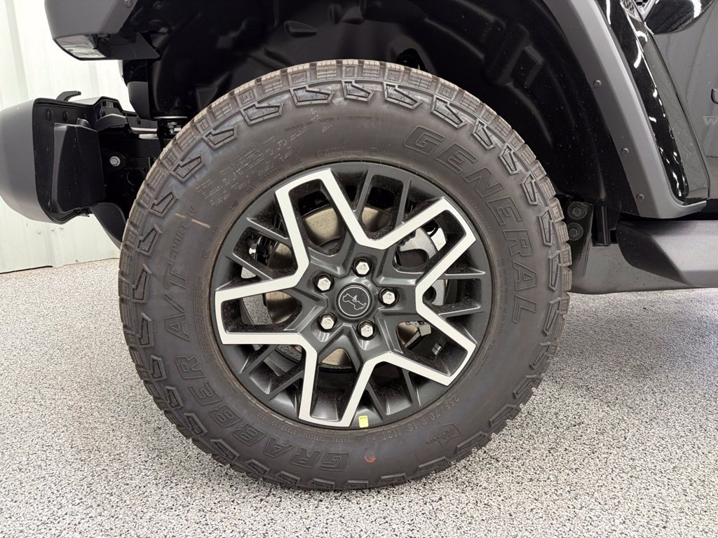 New 2027 Jeep Wrangler Unlimited Sahara AWD/4WD image 10