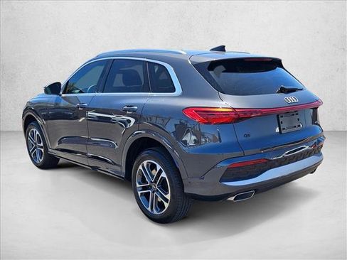 Used 2025 Audi Q5 Premium w/ Convenience Package AWD/4WD image 8