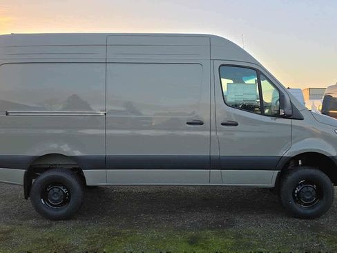 New 2026 Mercedes-Benz Sprinter 2500 image 10