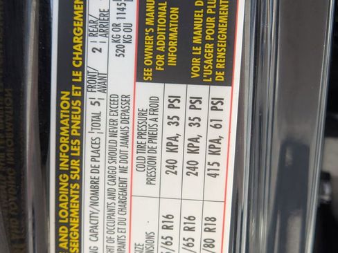 Used 2016 Volkswagen Tiguan S image 17