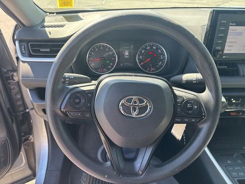 Used 2020 Toyota RAV4 LE w/ All Weather Liner Package AWD/4WD image 21