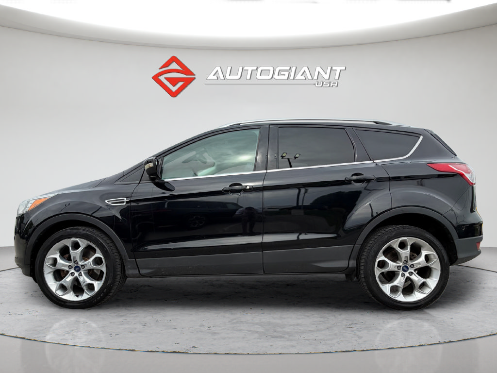 Used 2016 Ford Escape Titanium AWD/4WD image 2