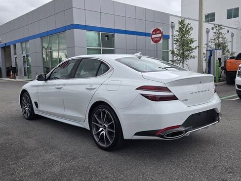 Used 2025 Genesis G70 2.5T image 5