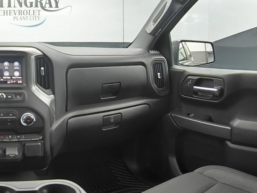 Certified 2025 Chevrolet Silverado 1500 Custom RWD image 15