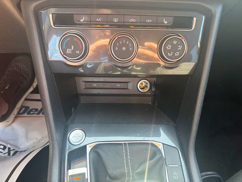 Used 2023 Volkswagen Tiguan S FWD image 19