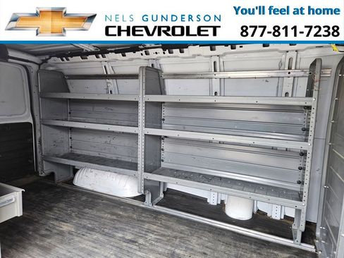 Used 2017 Chevrolet Express 3500 image 10